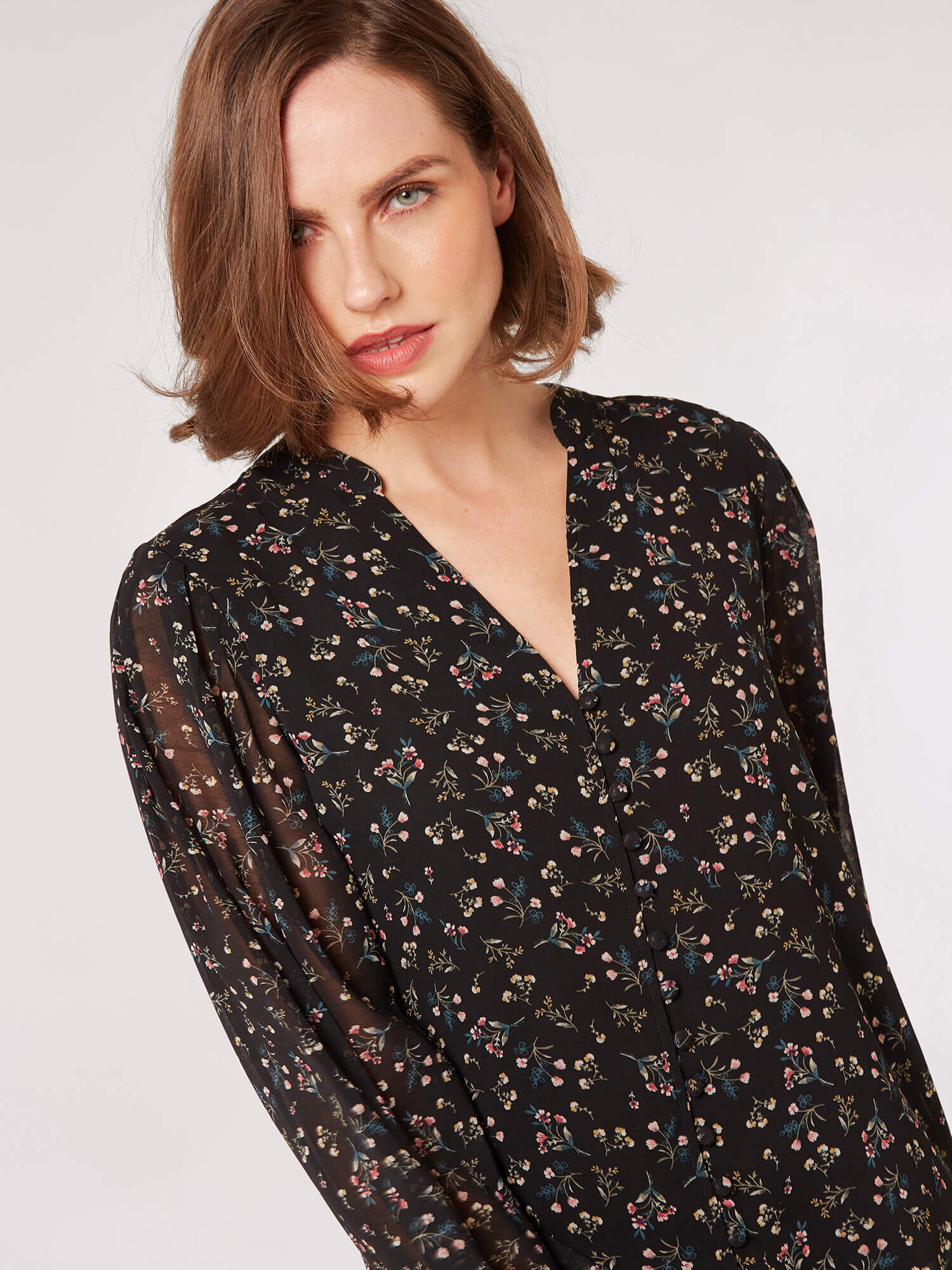 Ditsy Floral Chiffon Blouse