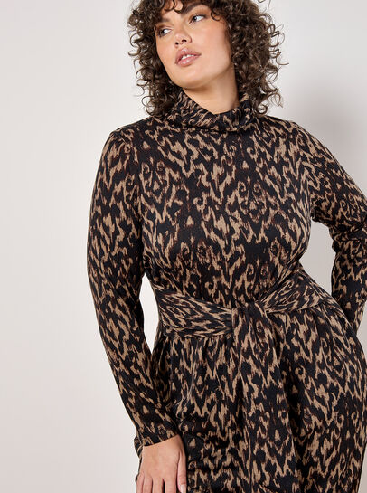 Curve Abstract Print Soft Knit Midi Dress