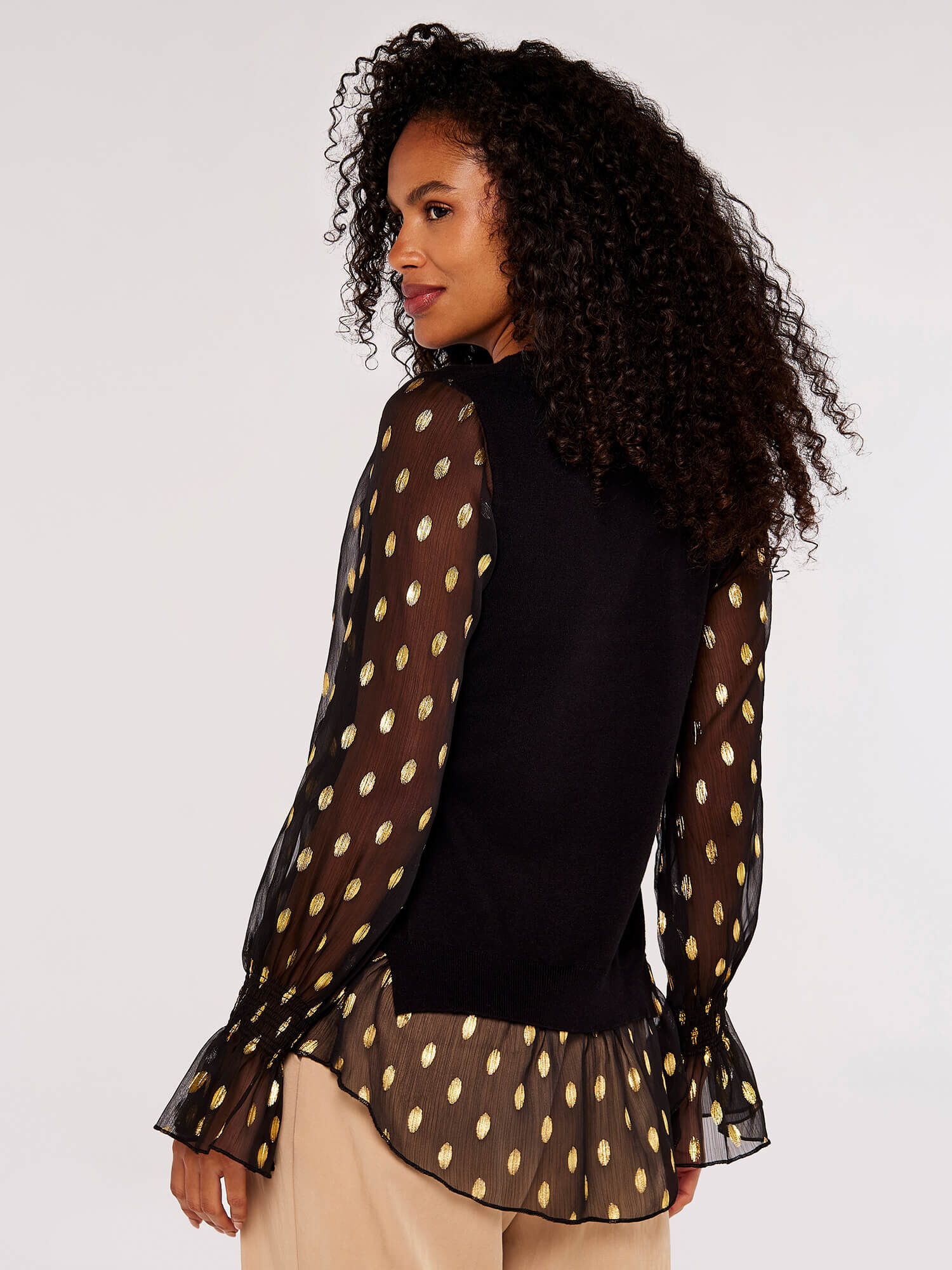 Black and gold sales jumpers