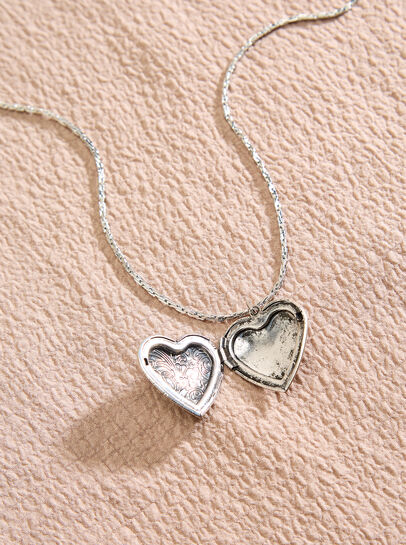 Silver Tone Floral Heart Necklace
