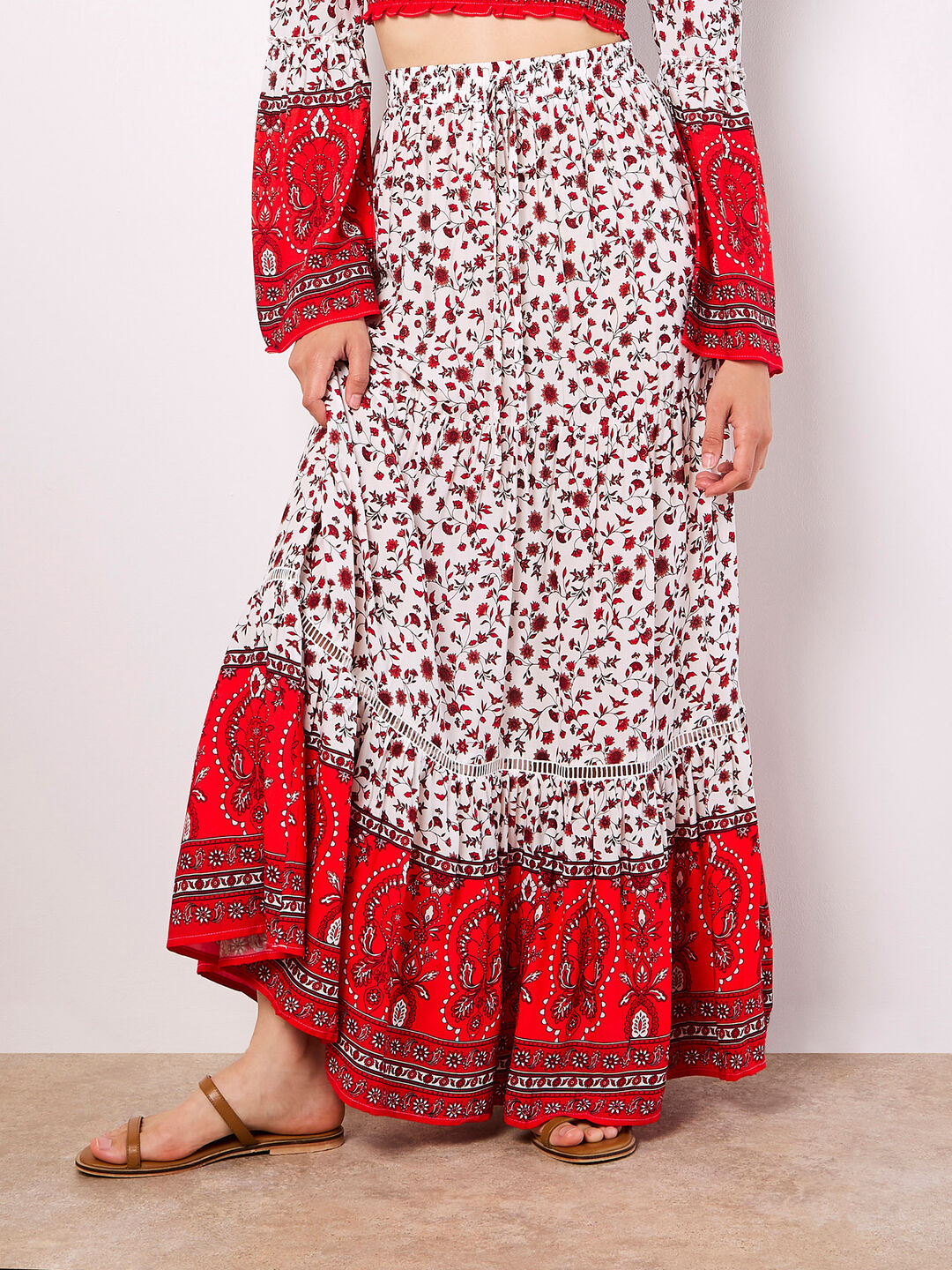 Sarasa Floral Tiered Maxi Skirt