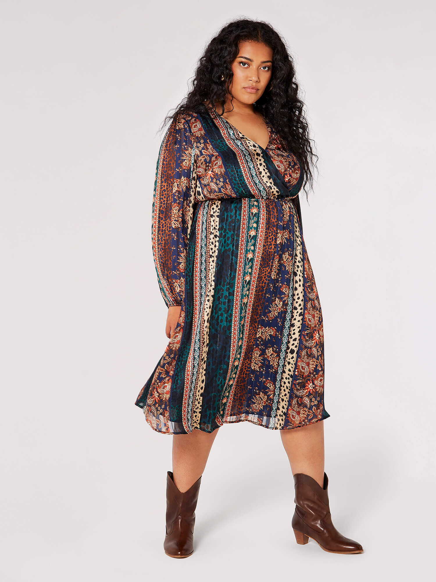 Apricot plus size store