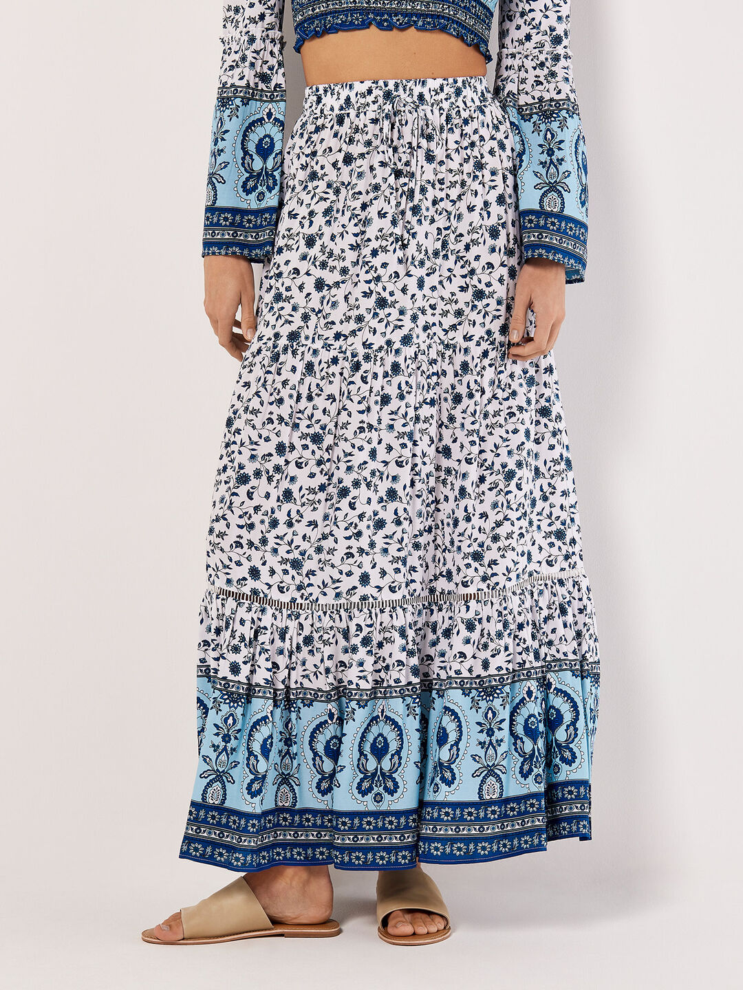 Sarasa Floral Tiered Maxi Skirt