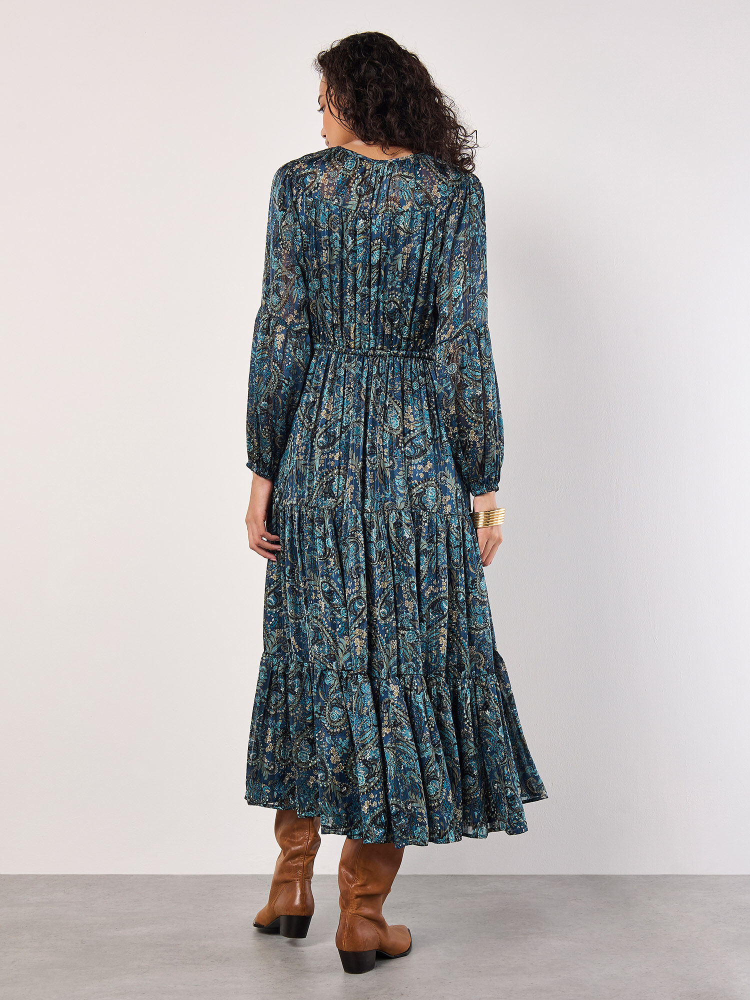 【年間ランキング6年連続受賞】 Paisley Sparkle Midaxi Dress | Apricot Clothing スーツ・フォーマル・ドレス