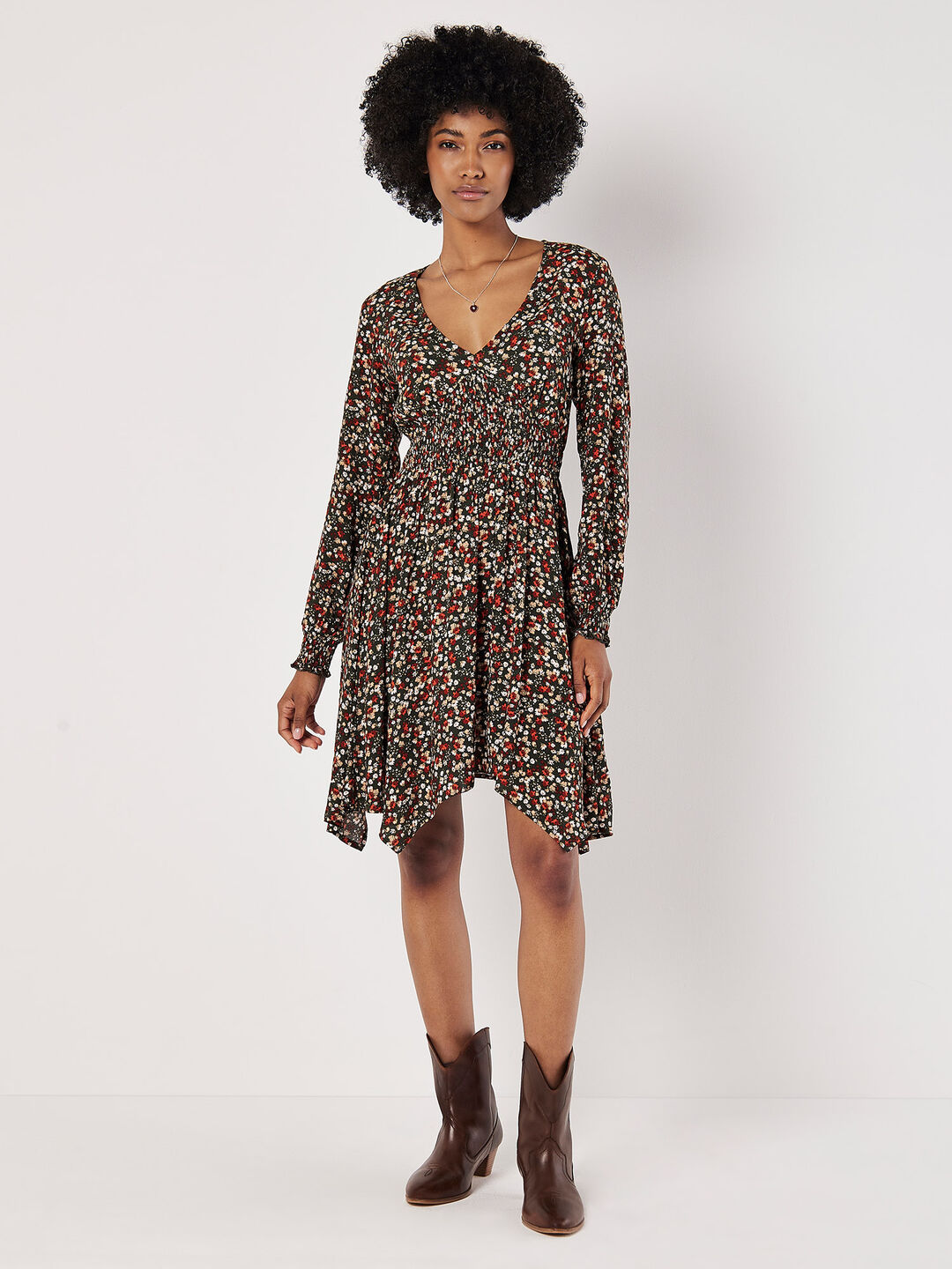 Apricot Women's Ditsy Floral Smocked Mini Dress in Green | Size: 10