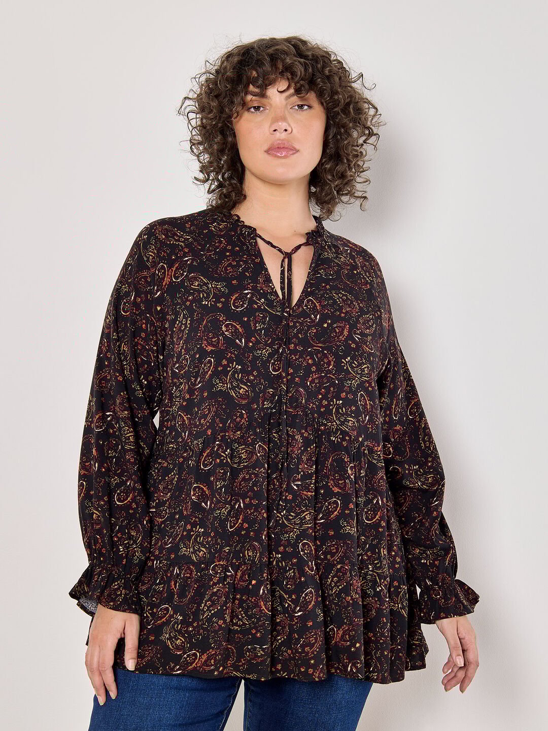 Image of Curve Painterly Paisley Peplum Hem Top