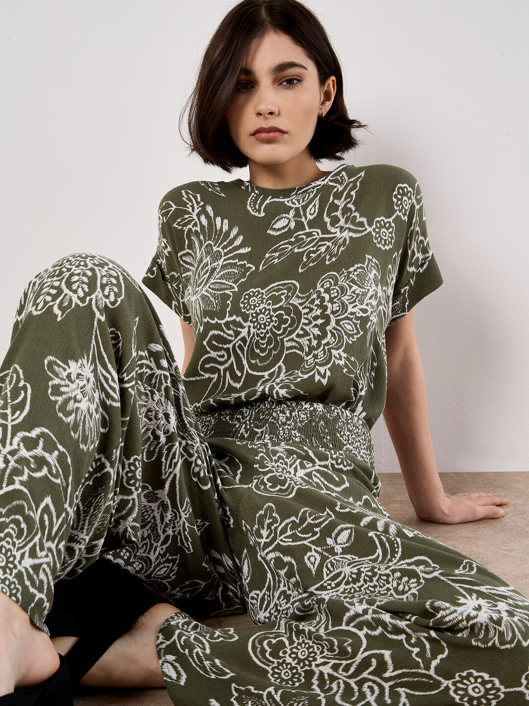 Sarasa Floral Button Back T-Shirt