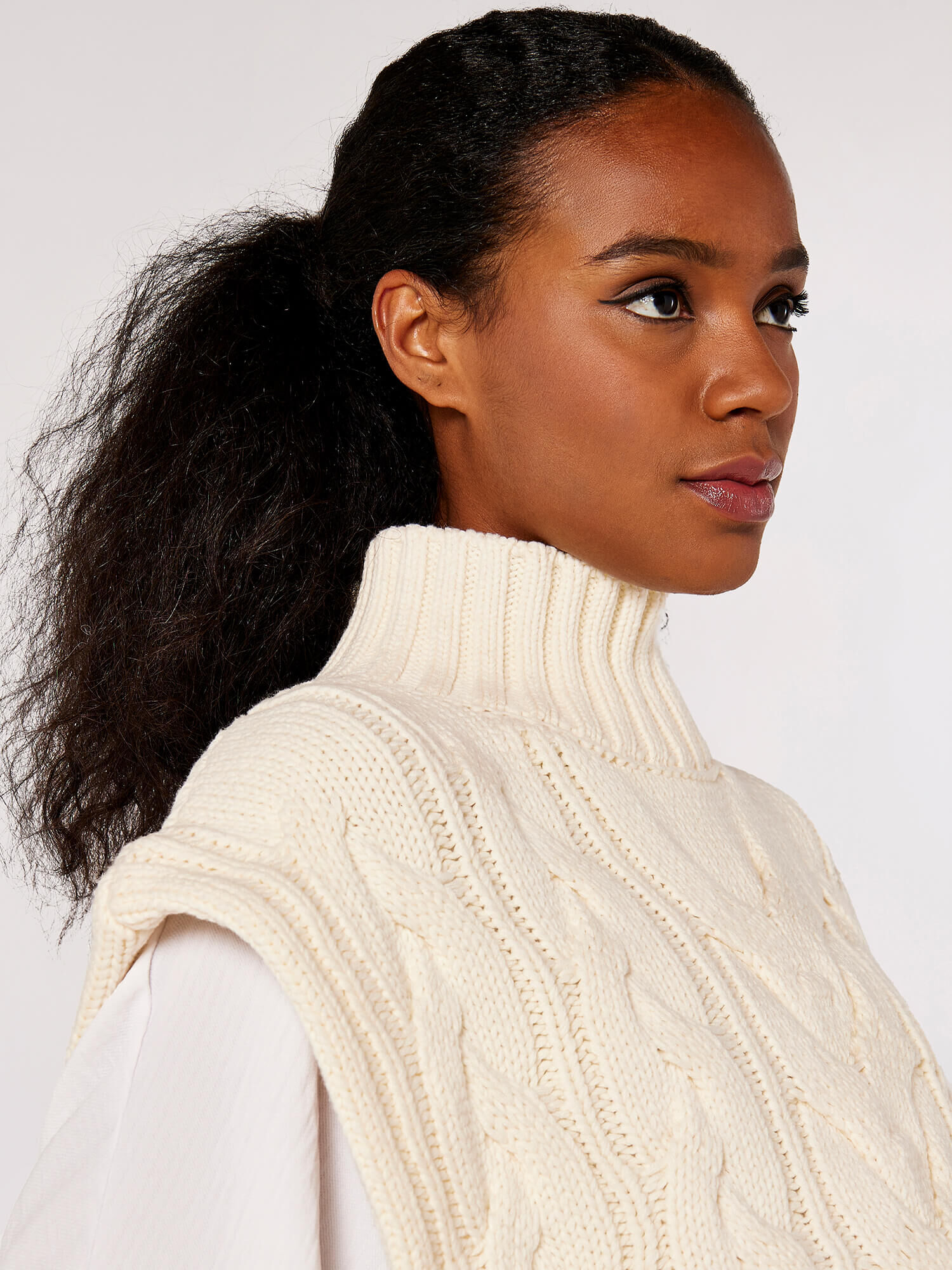 Chunky Cable Knit Vest Apricot Clothing