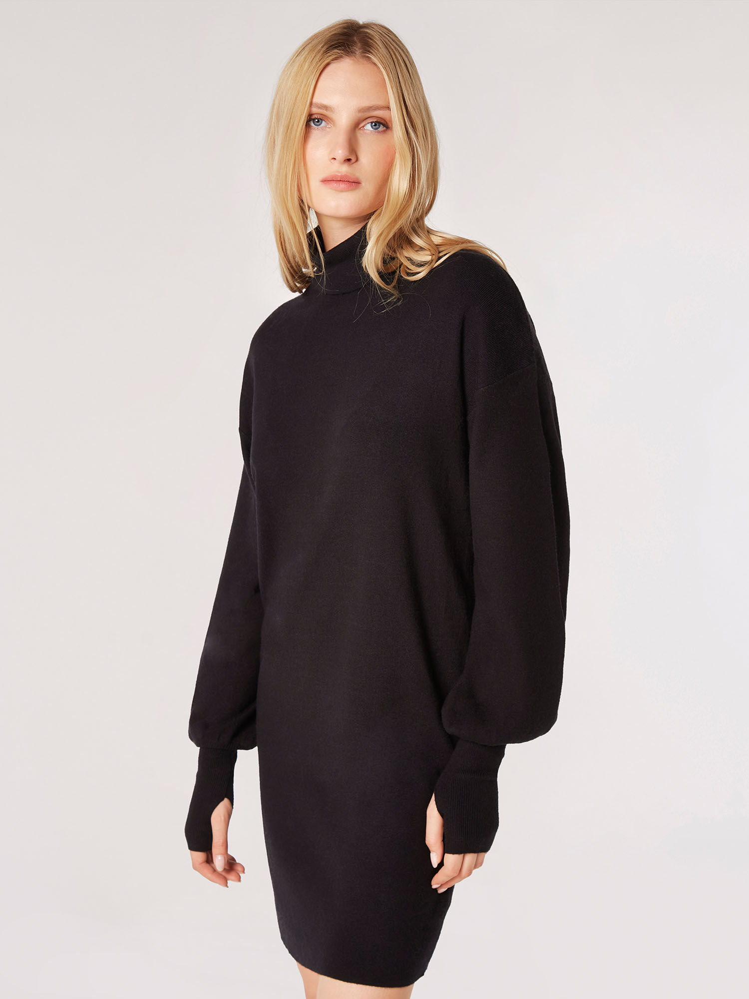 Jumper sale black dress