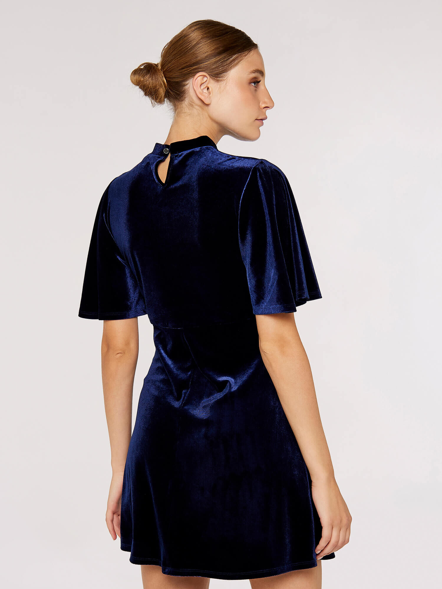 Bershka velvet dress discount