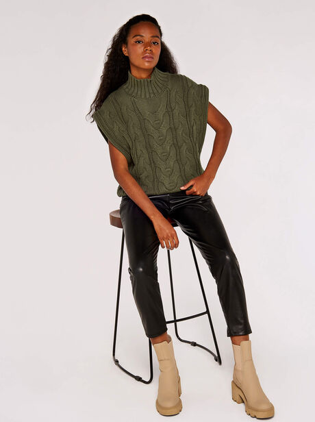 Chunky Cable Knit  Vest