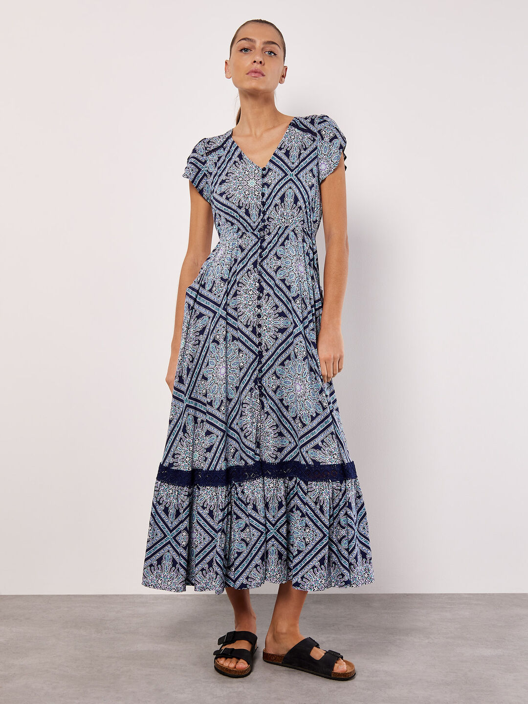 Image of Scarf Print Crochet Detail Maxi Dress