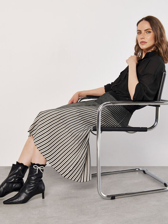 Gradiating Stripe Ribbed Knit Midi Skirt, Black, large