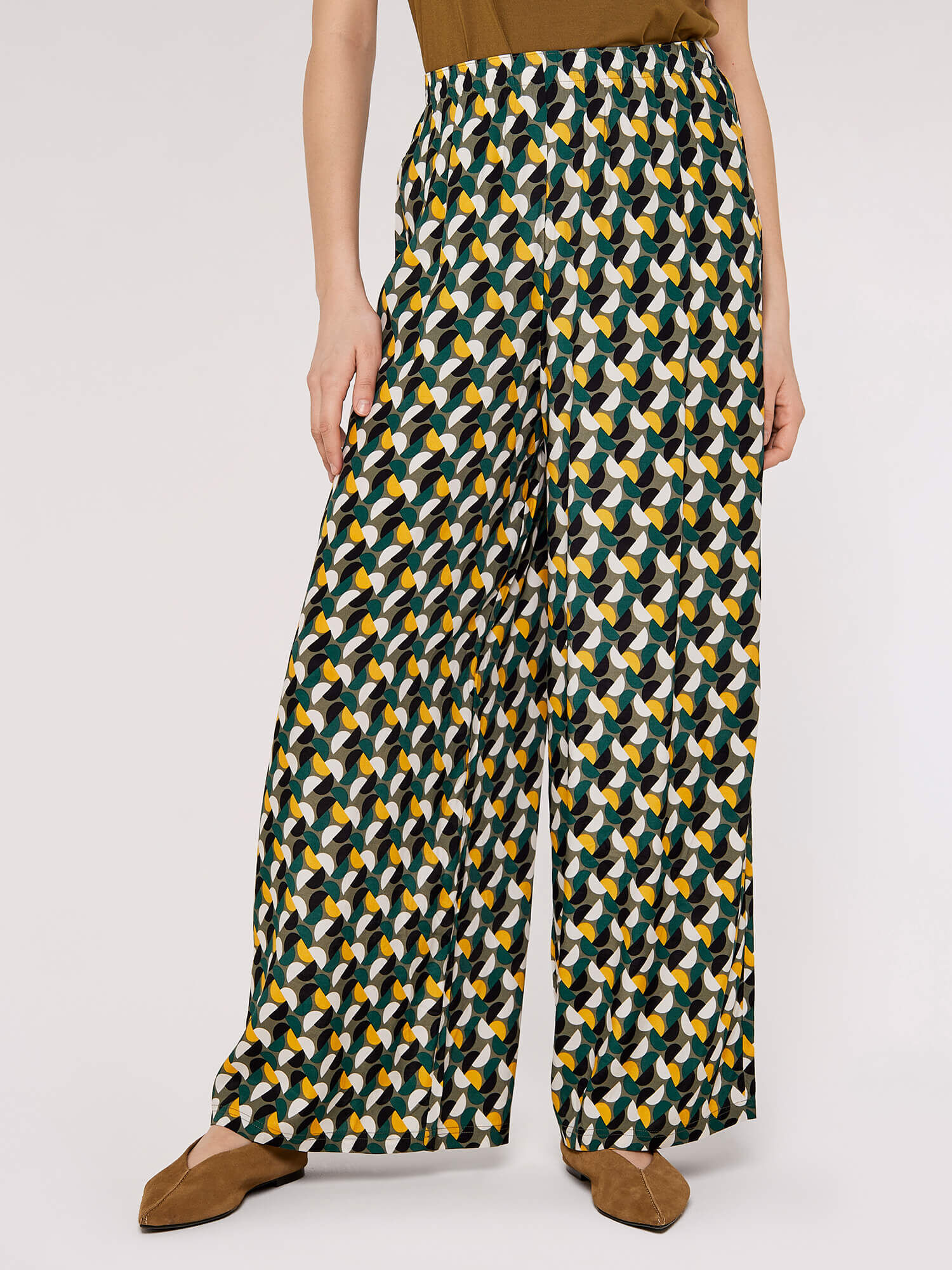 Printed Wide Leg Trousers Apricot Clothing