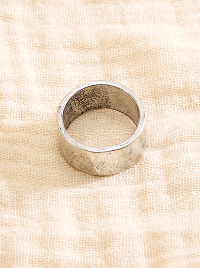 Silver Tone Band Ring