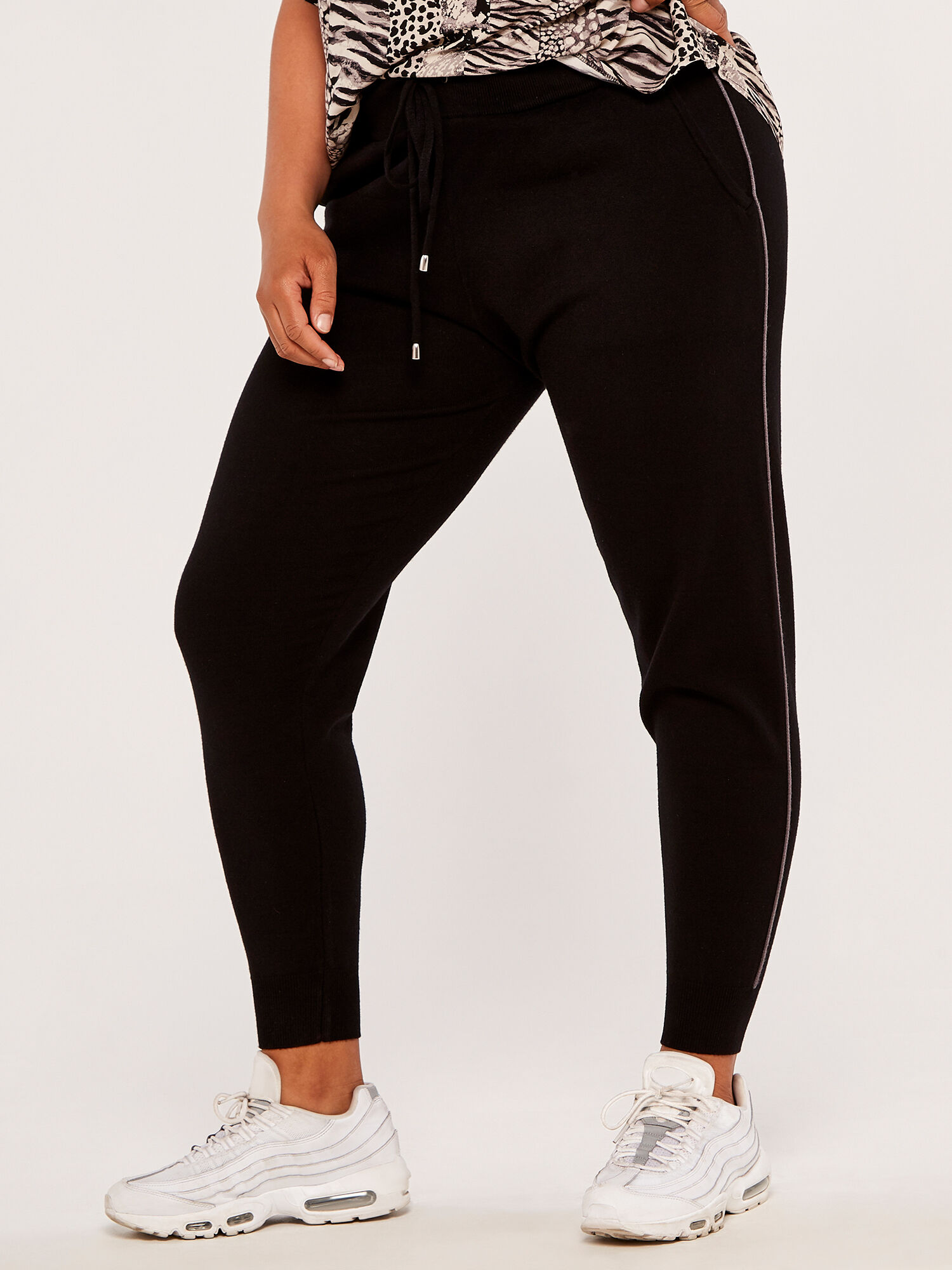 Large joggers discount waist size