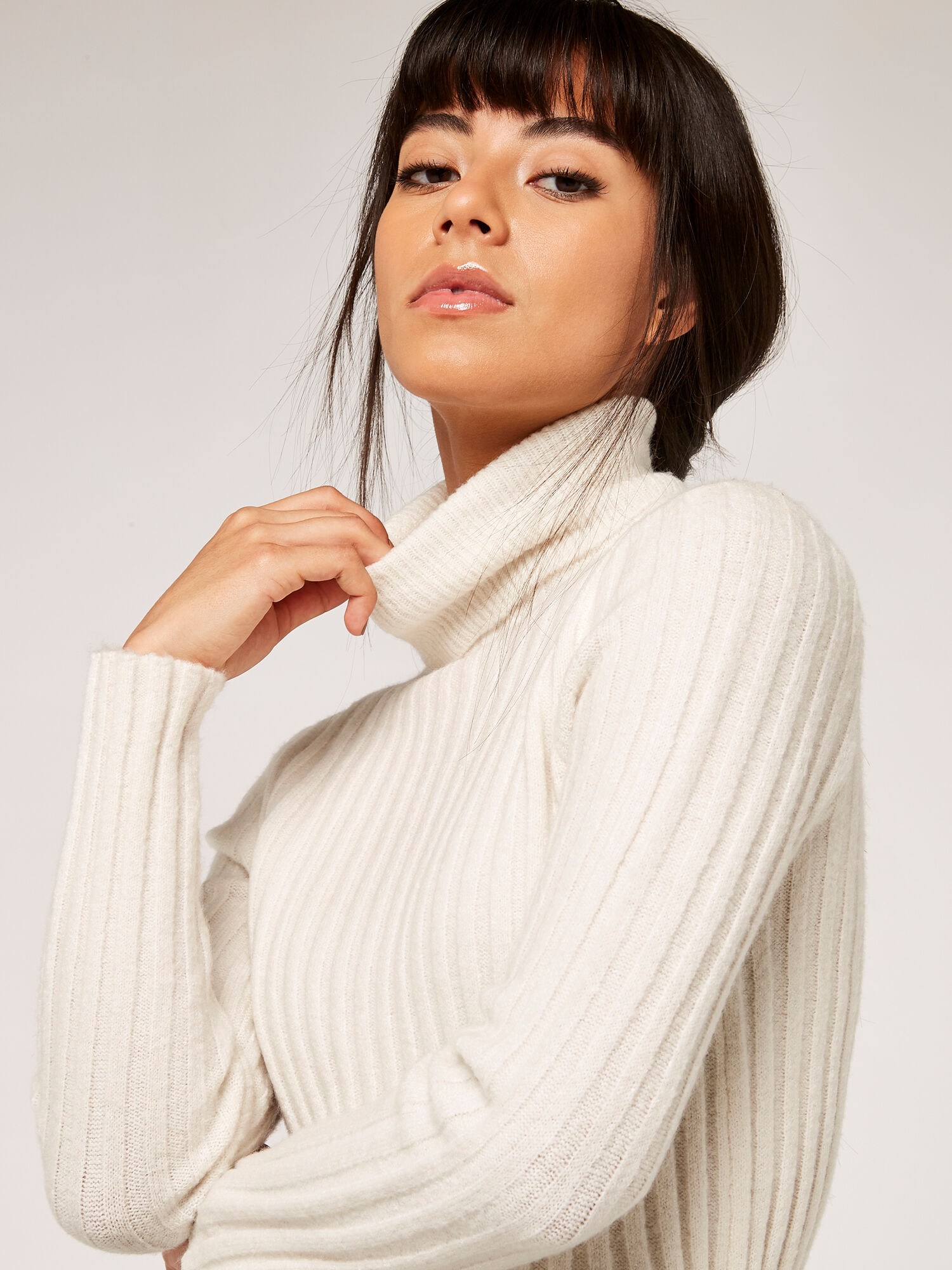 White ribbed roll neck jumper 2025