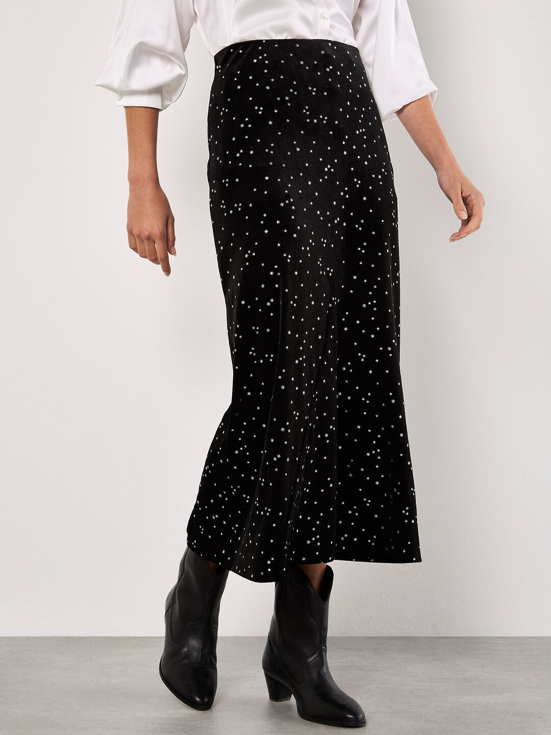 Image of Star Velvet Midi Skirt