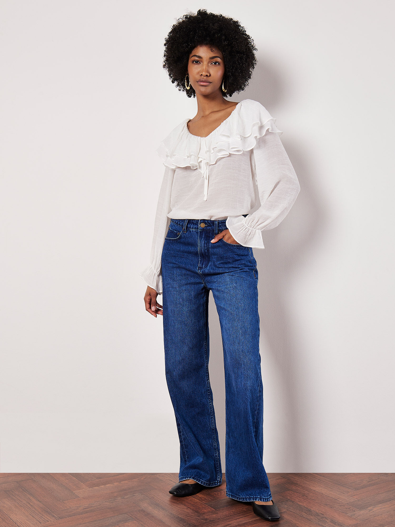 Oversized ruffle top 2025