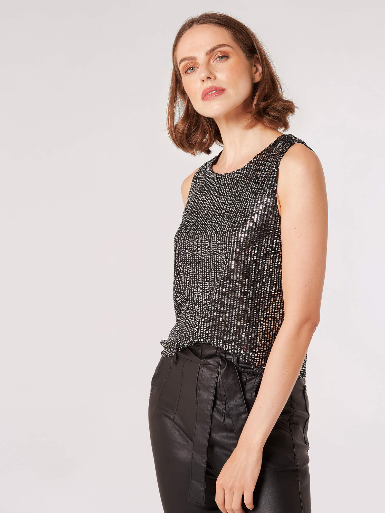 All black shell top top