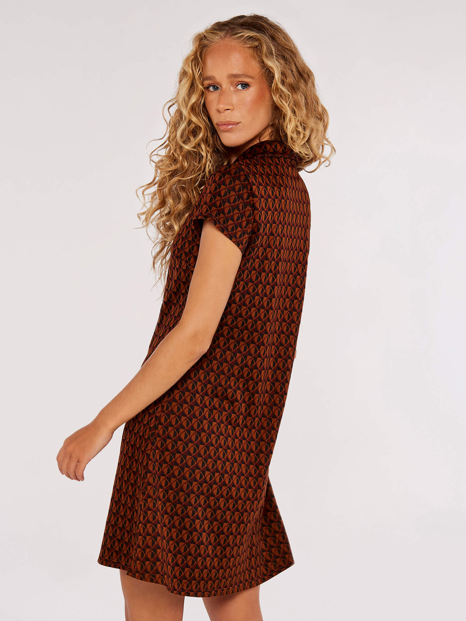 Retro mini dress hotsell