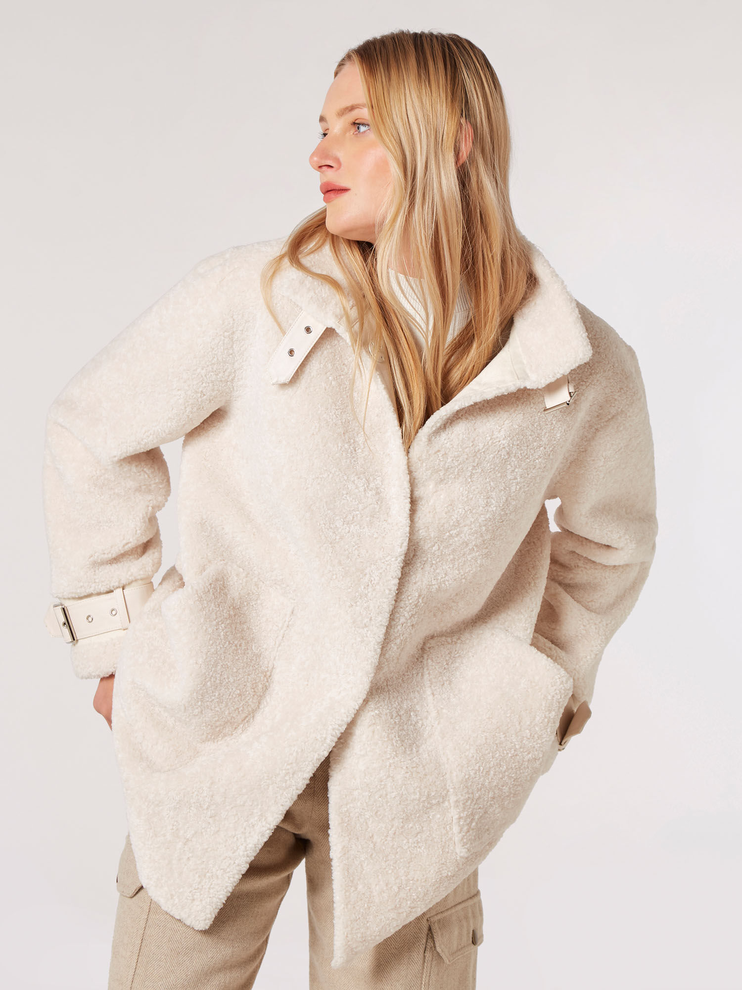 Borg online cream coat