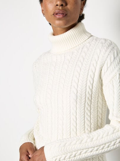 Turtle Neck Cable Front Jumper
