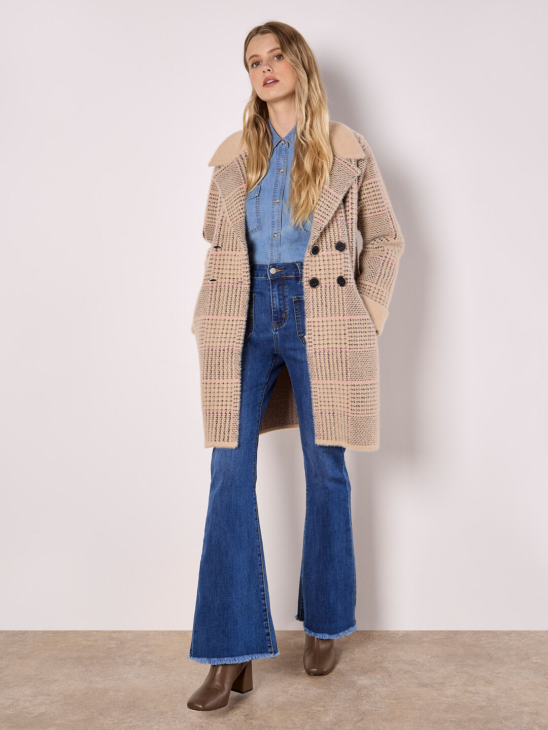 Image of Heritage Check Fluffy Knit Coat