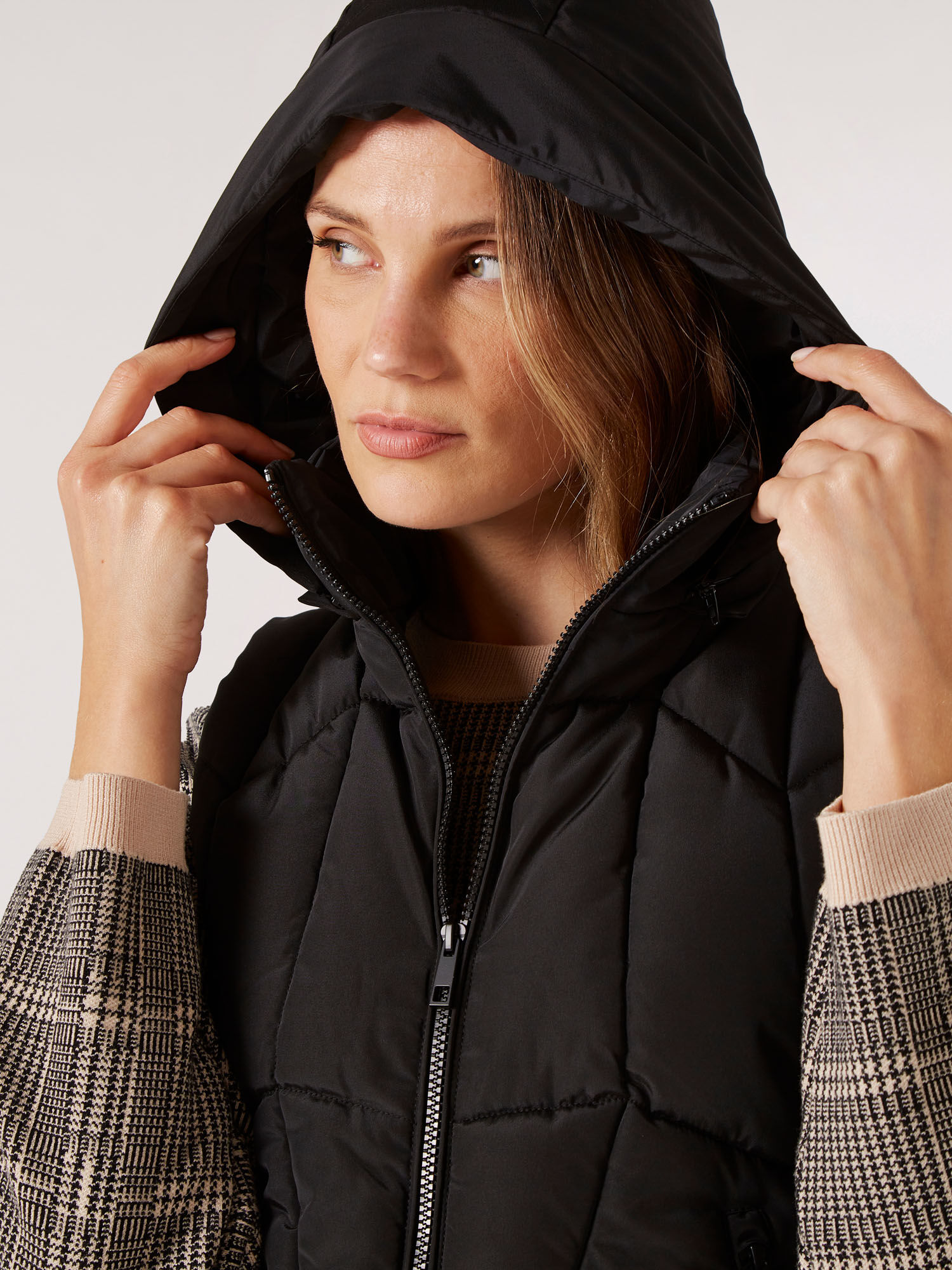 Puffer gilet with hood sales