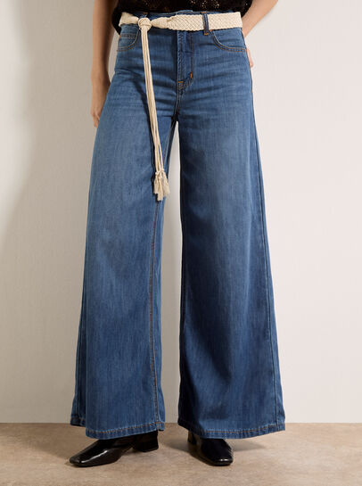 Zana Wide-Leg Jeans