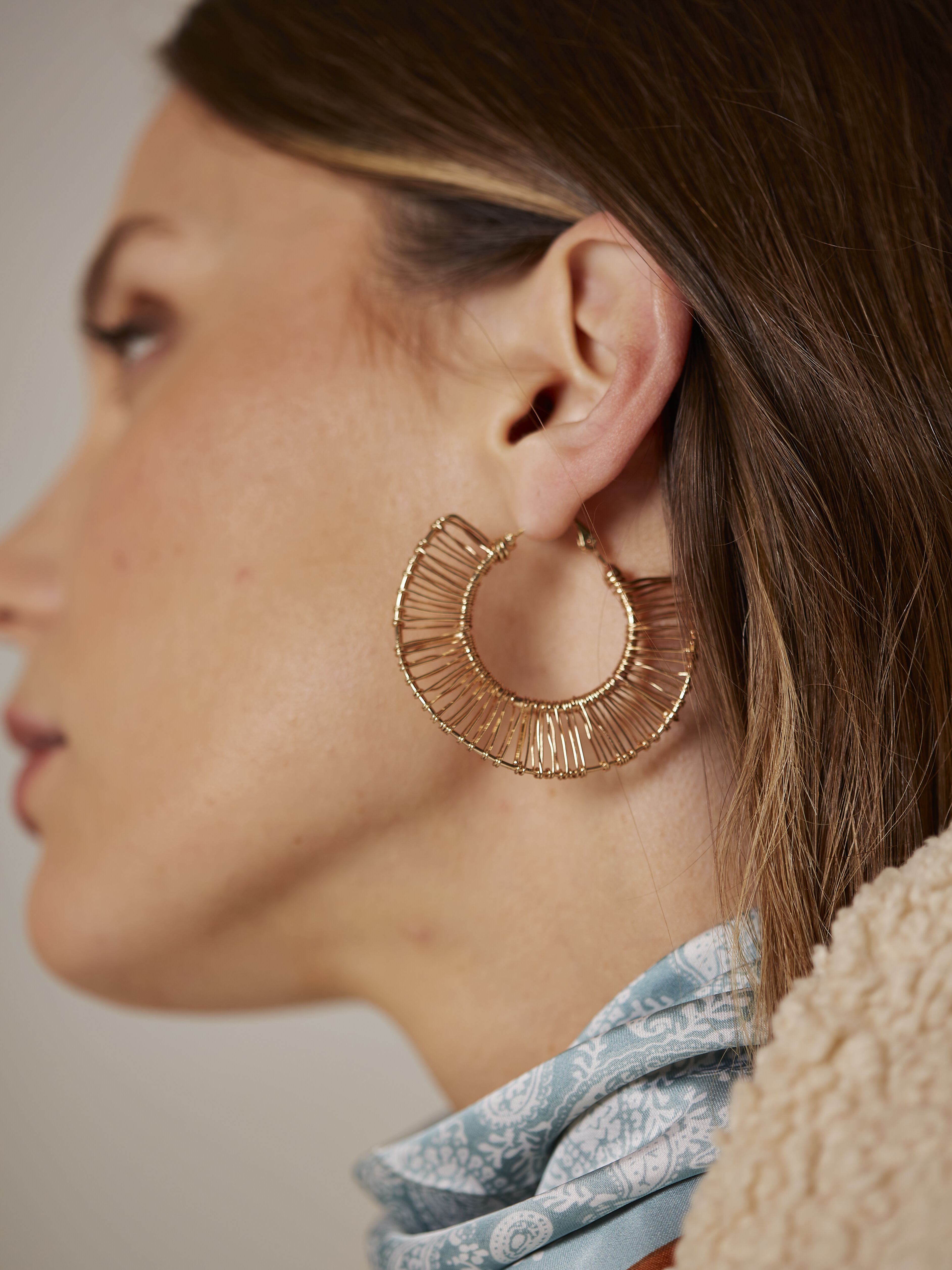Gold Tone Wire Hoop Earrings Apricot Clothing