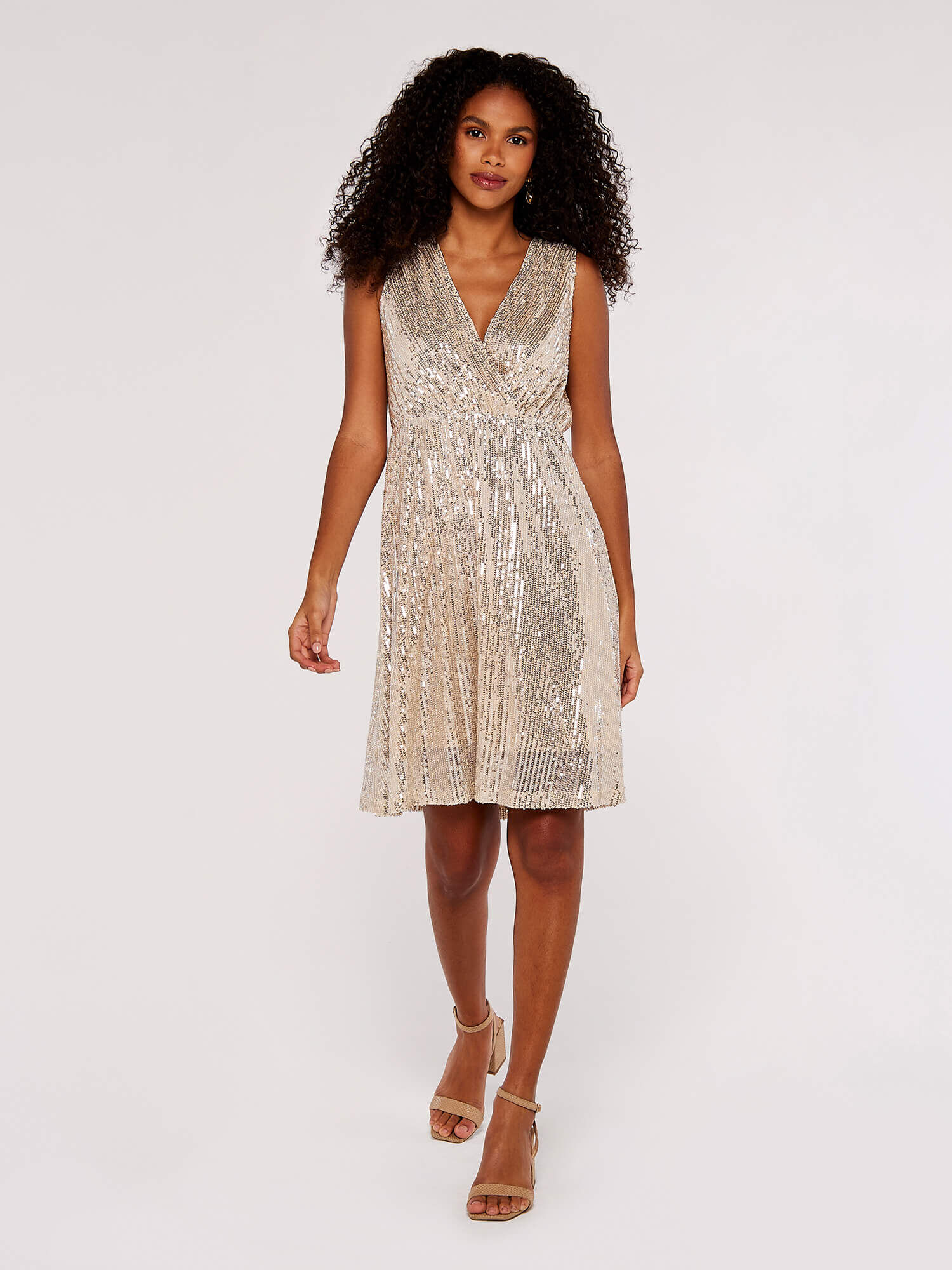 Gold sequin v neck dress clearance