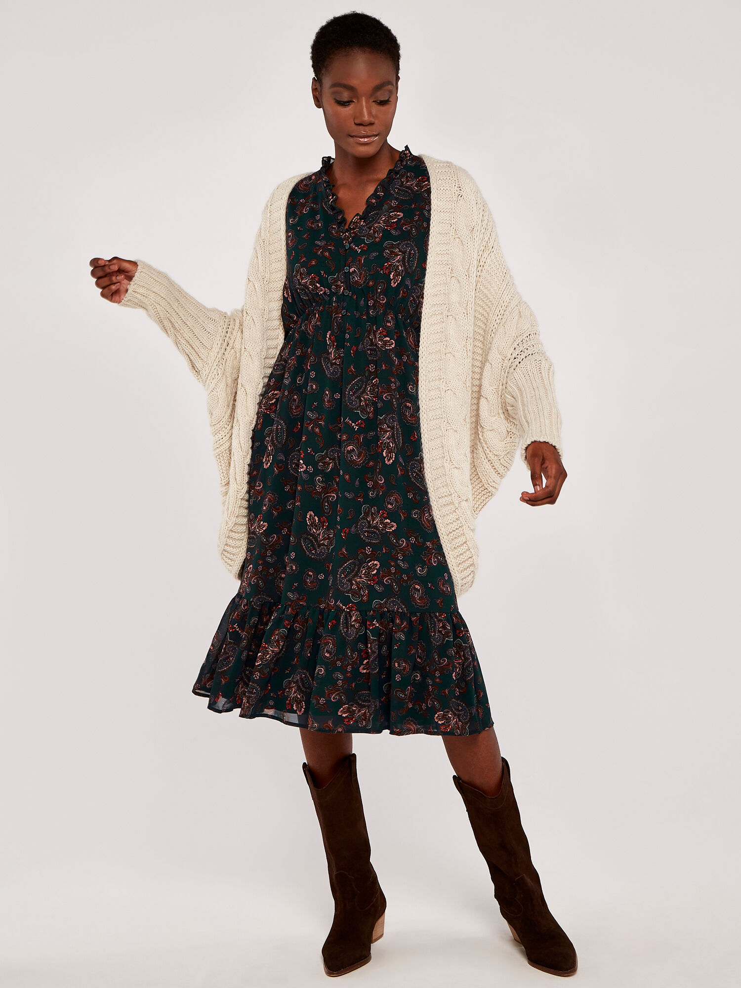 Wallis paisley hotsell maxi dress