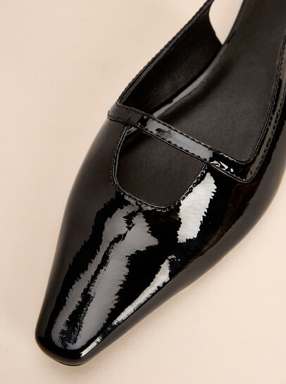 Patent Leather Pointed Toe Sandals