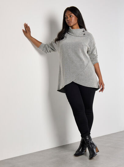 Curve Chevron Jacquard Wrap Top