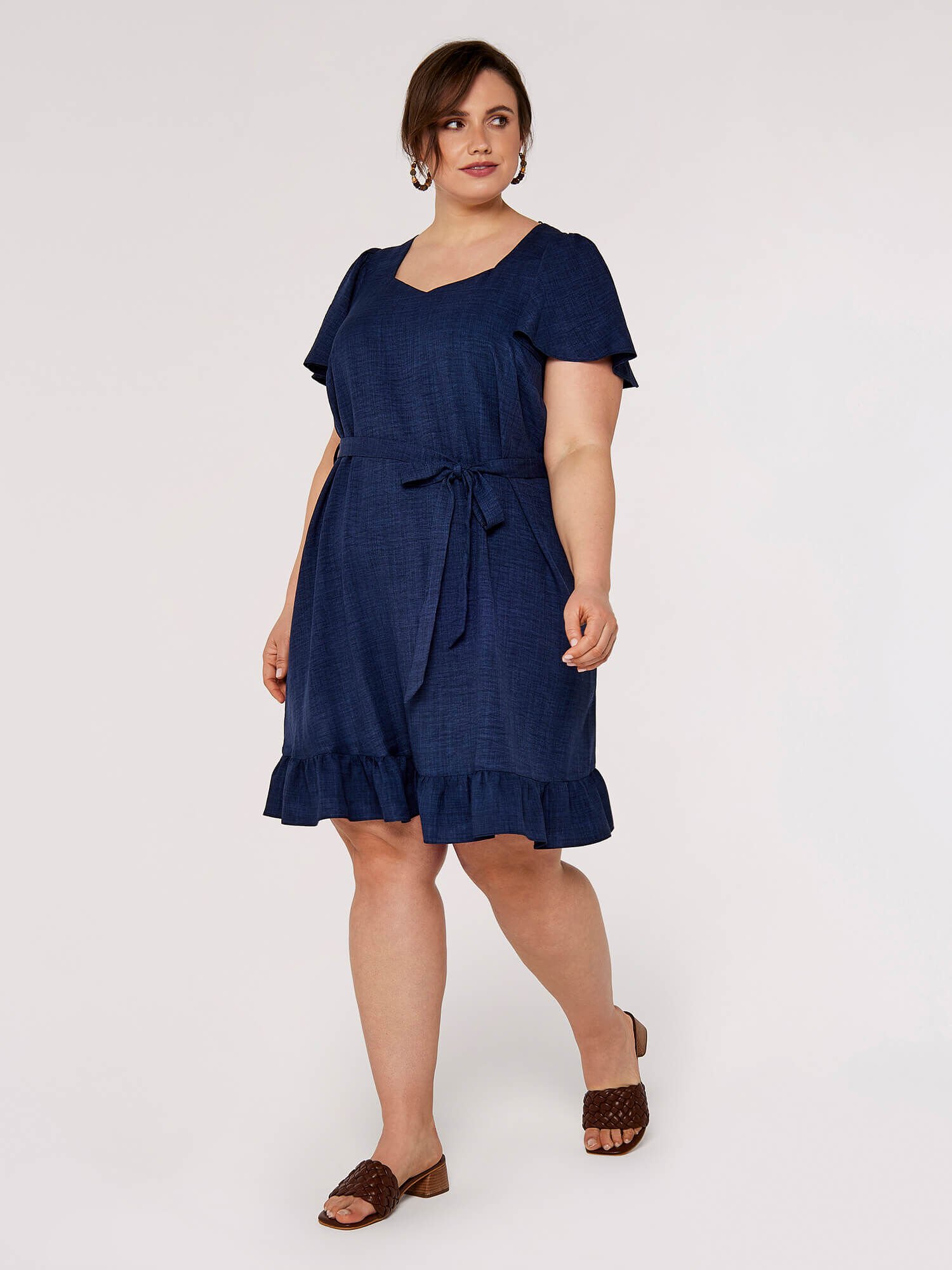 Dp curve dresses 2025