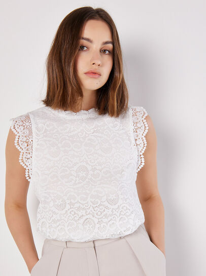 Lace Scallop Hem Blouse