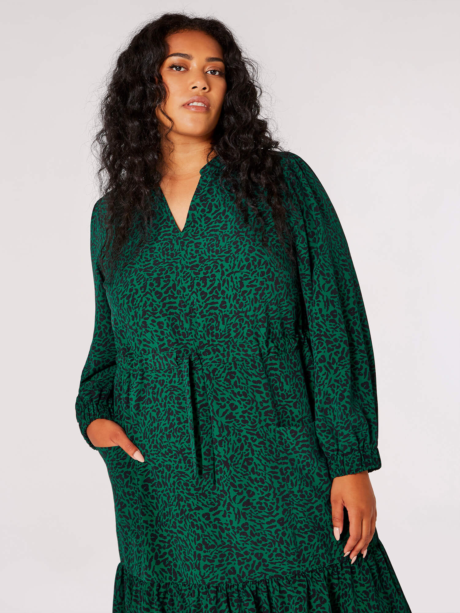 Long green plus size dress deals