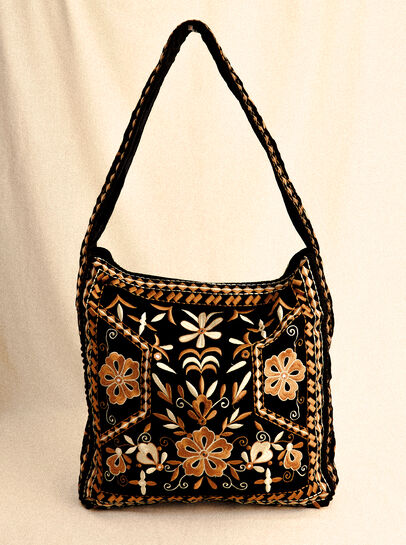 Floral Embroidered Shoulder Bag