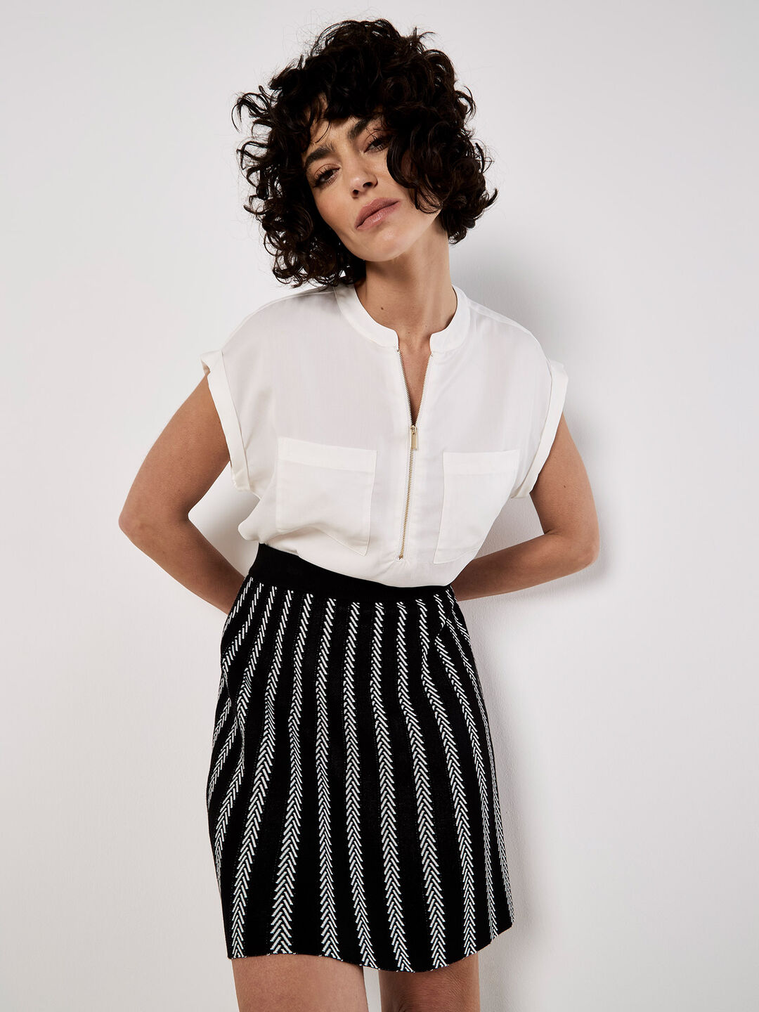 Image of Chevron Stripe Knitted Mini Skirt