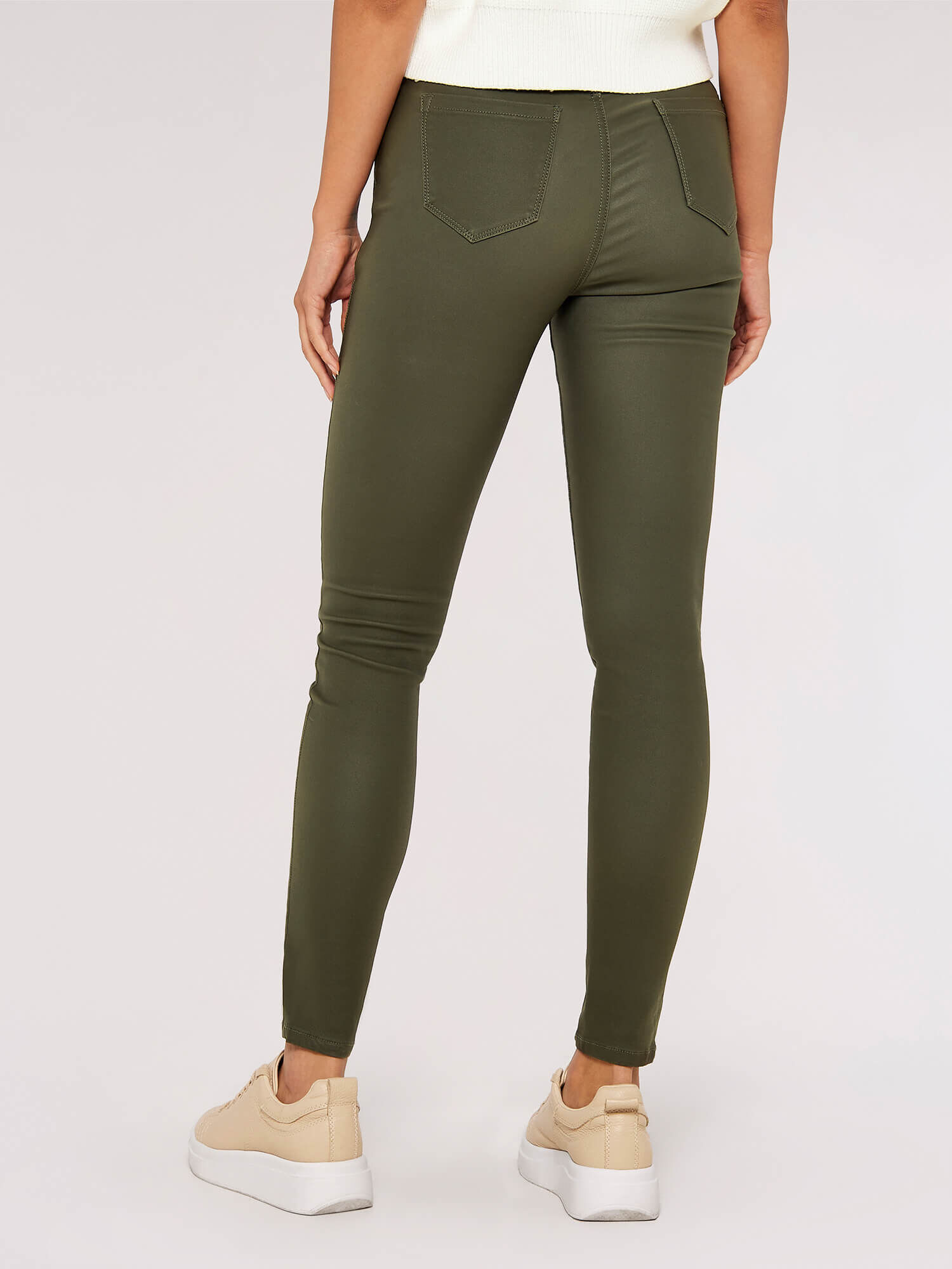 Skinny top olive jeans