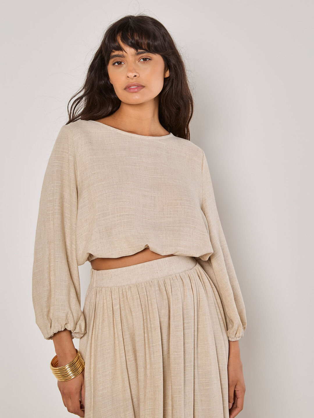 Image of Linen Blend Bubble Hem Crop Top
