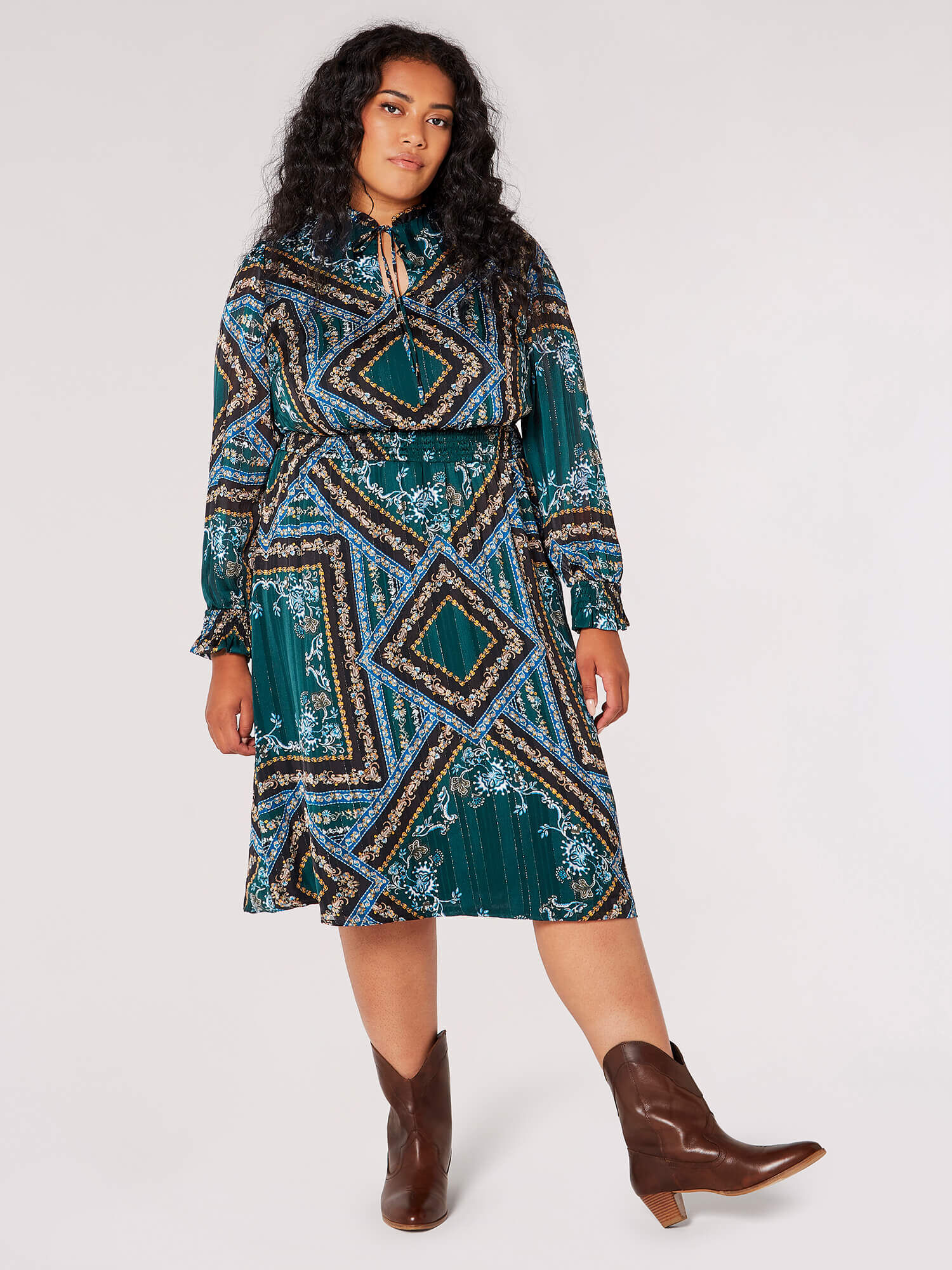 Dresses shop with scarves