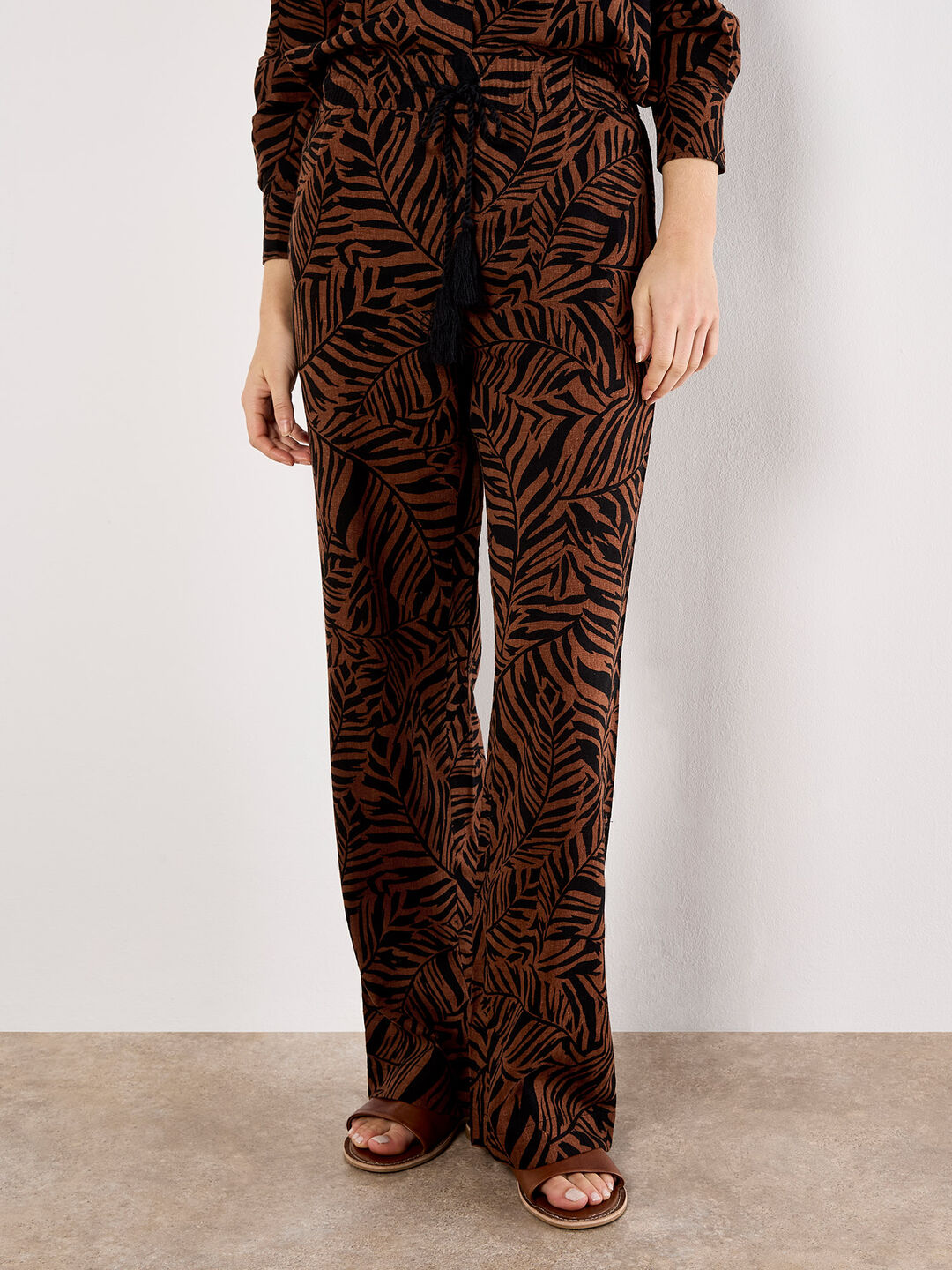 Image of Leaf Linen Blend Wide Leg Trousers