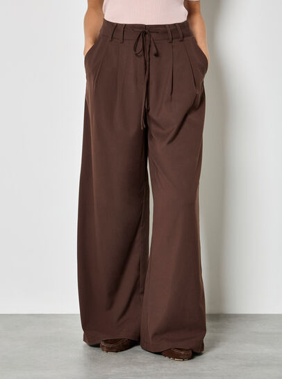 Pleat Detail Wide Leg Drawstring Trousers