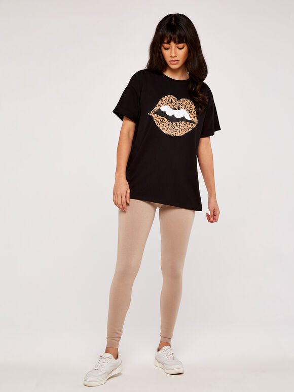 Wild Animal Lips Turn Up T-Shirt, Black, large