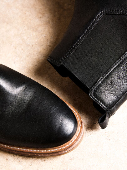 Leather Chelsea Boots