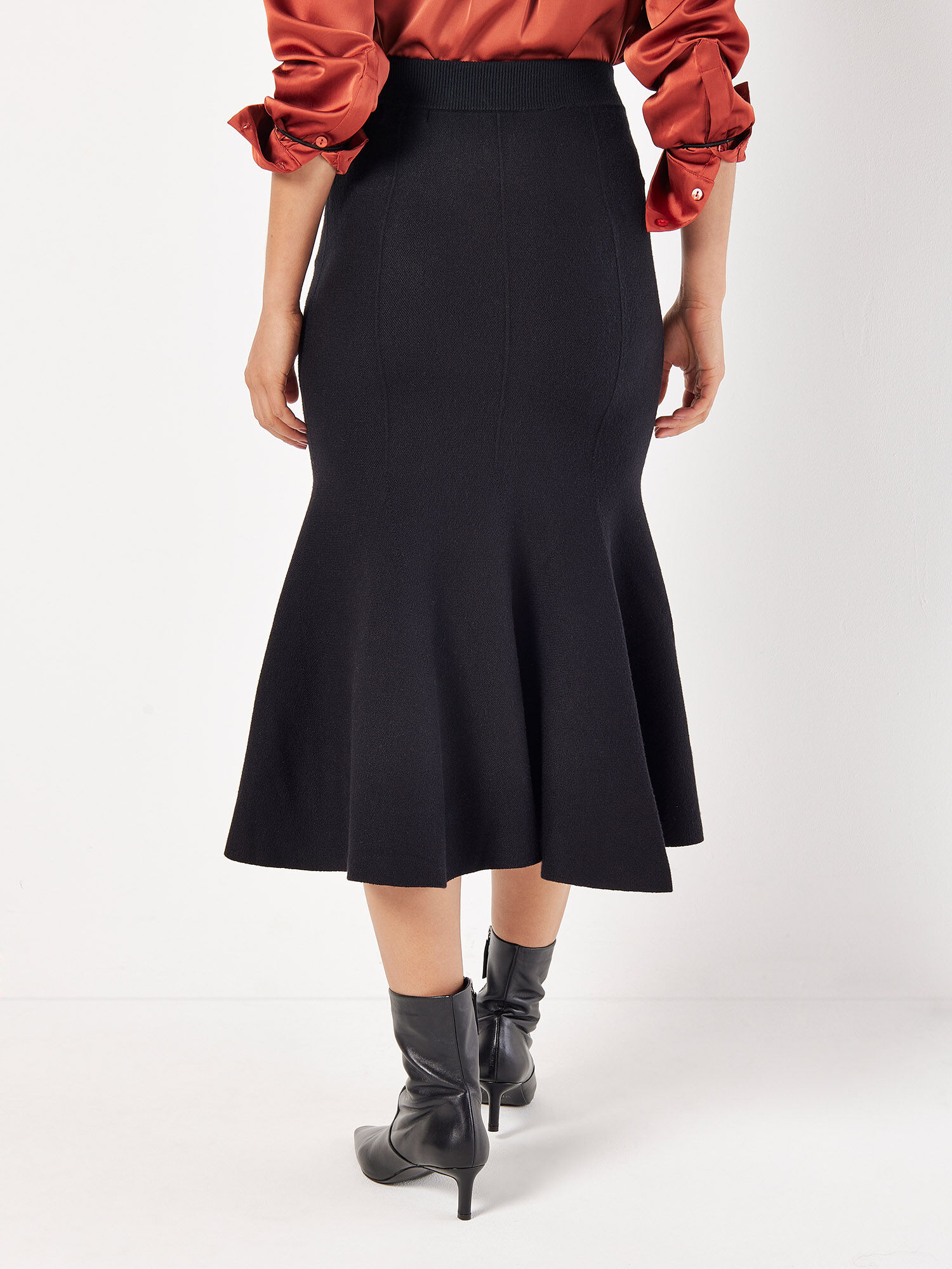 Flute Hem Knitted Midi Skirt Apricot Clothing