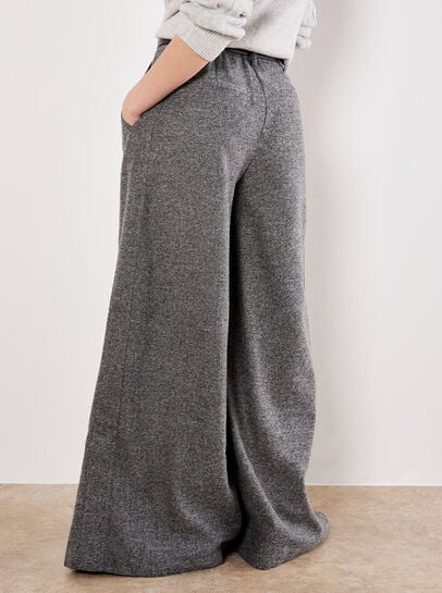Woven Wide Leg Trousers
