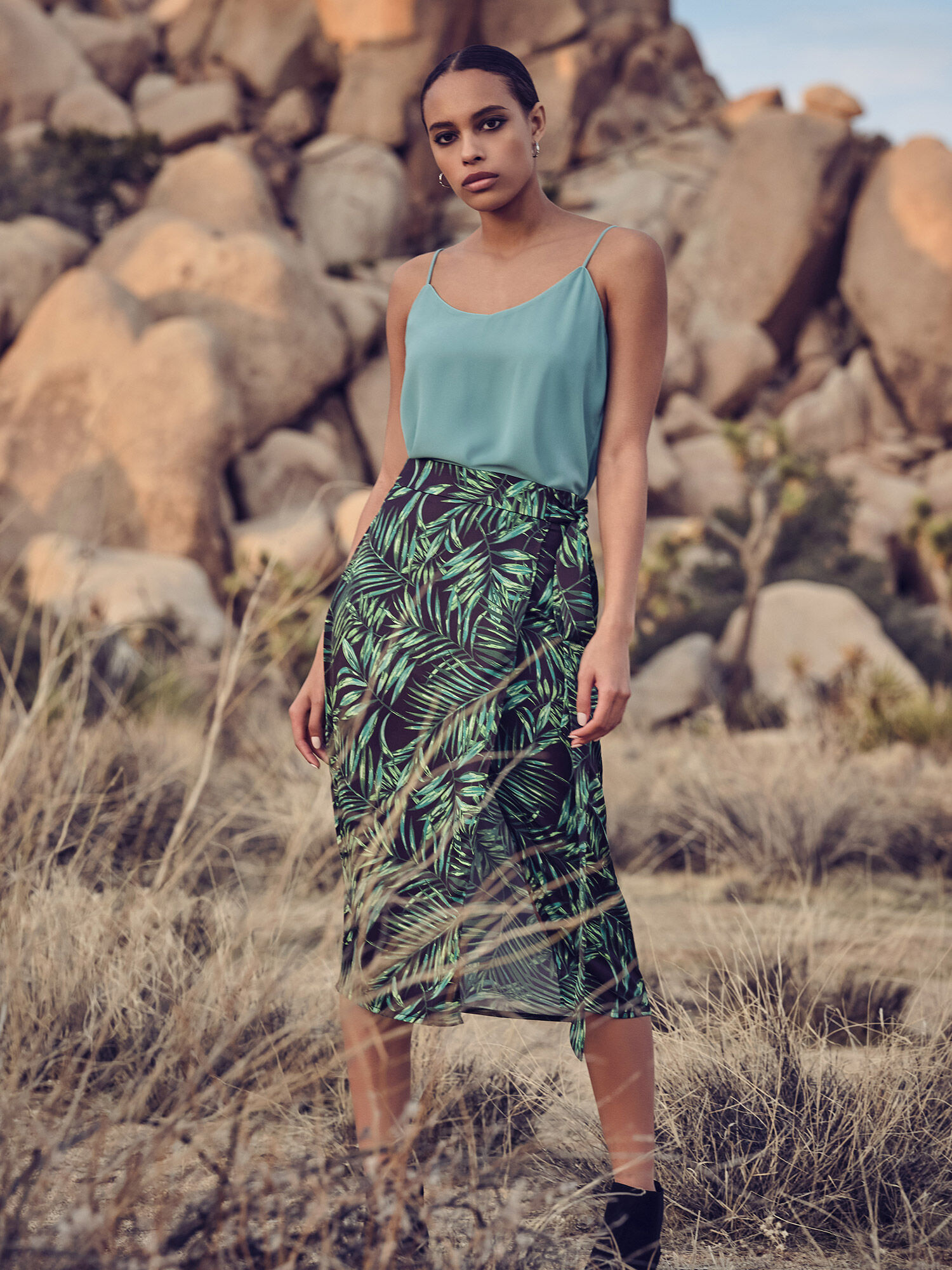 Tropical print skirt sales